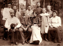 Keneman Family in Tayninka